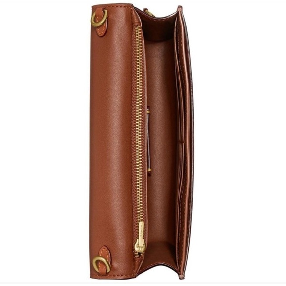 COACH
Signature Coated Canvas Hayden Crossbody with Removable Strap purse bag - Picture 5 of 17